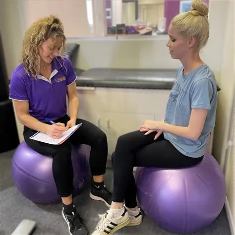 Supervised exercise on gym equipment